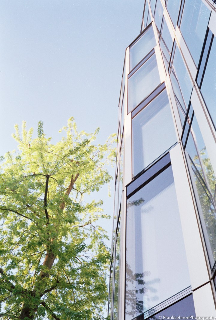 170520 - Olympus Trip 35 - Fuji Superia 200 (28).jpg