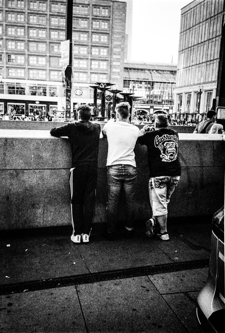 170901 - Olympus XA2 - Lomo Lady Grey (4)