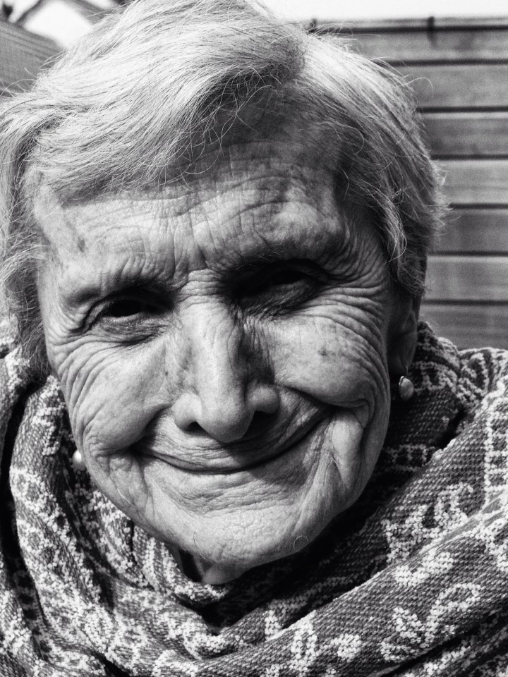 EC424C54-E84E-4BD6-9172-EBFD51B214ED