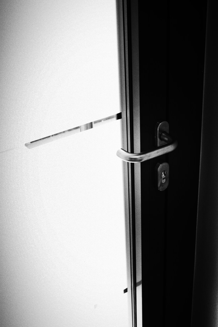 EDC64F36-C11F-430B-A25A-08BA14C291DC